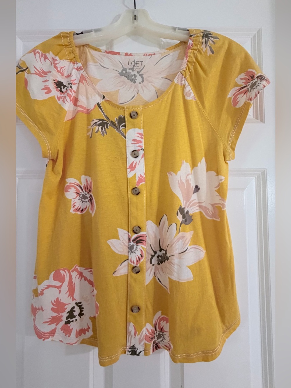LOFT Yellow Floral Button-Front Short Sleeve Top - Womens small